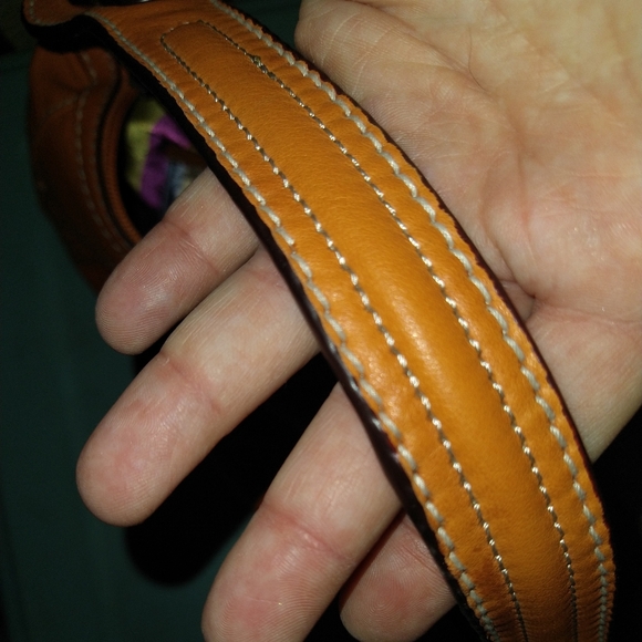 Tignanello Tan Leather Handbag NWT - Picture 10 of 11